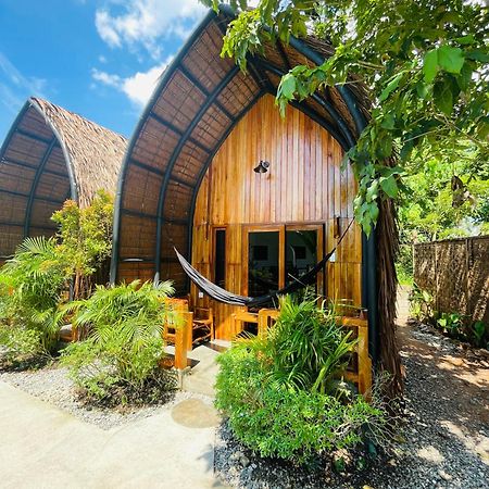Maayong Hostel (Adults Only) Moalboal Eksteriør bilde