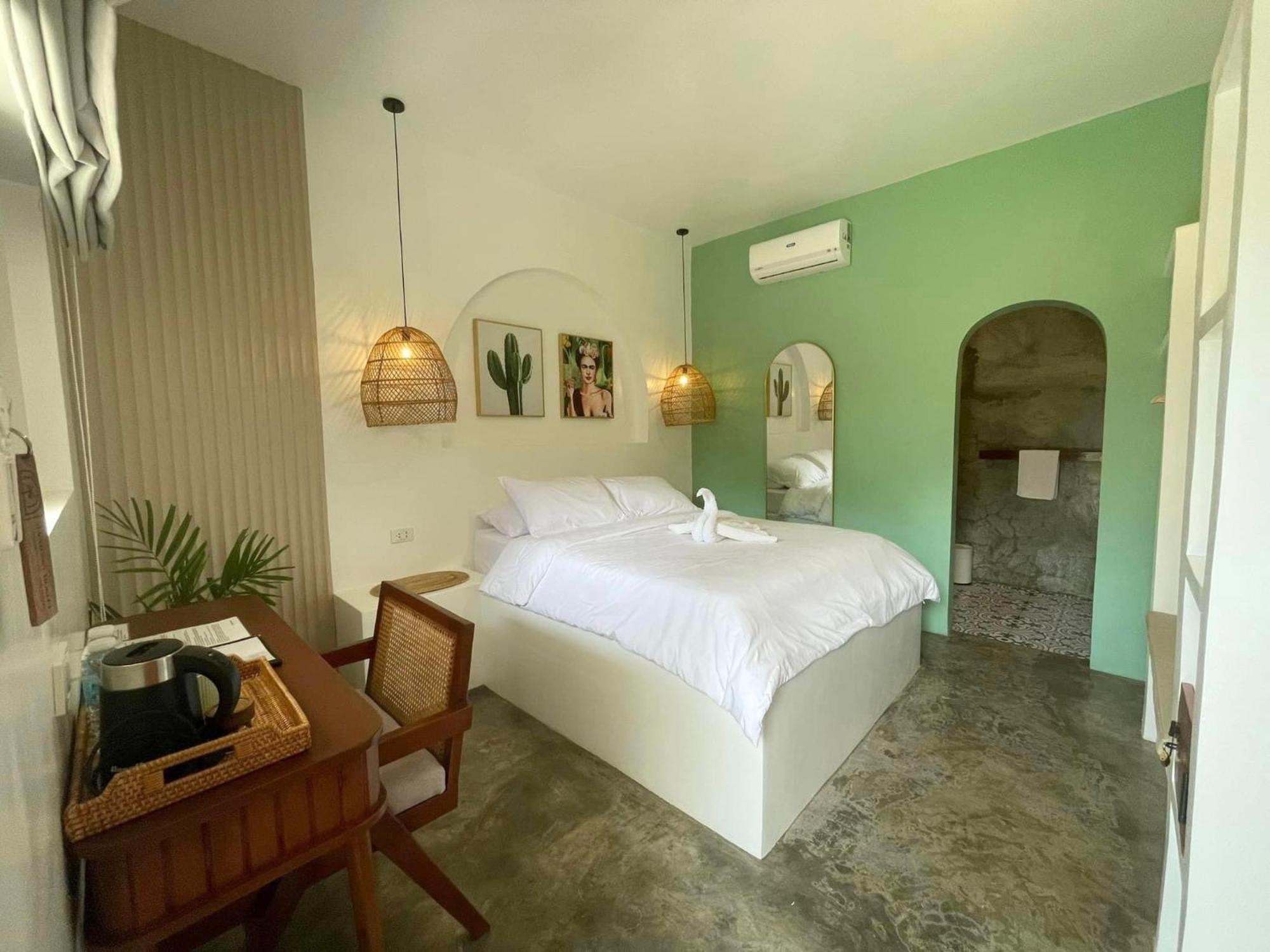 Maayong Hostel (Adults Only) Moalboal Eksteriør bilde
